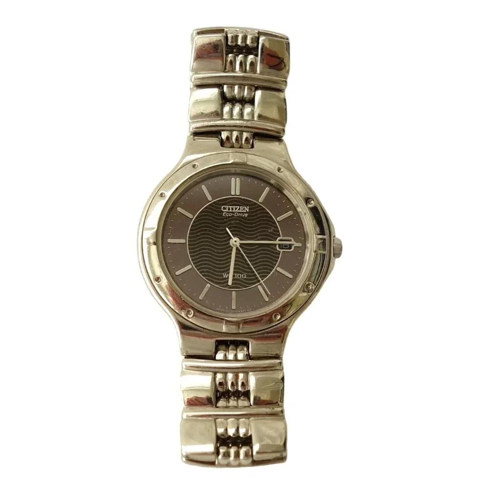 Citizen Eco-Drive Women's Stainless Steel Watch Water Resistant Works Great‎